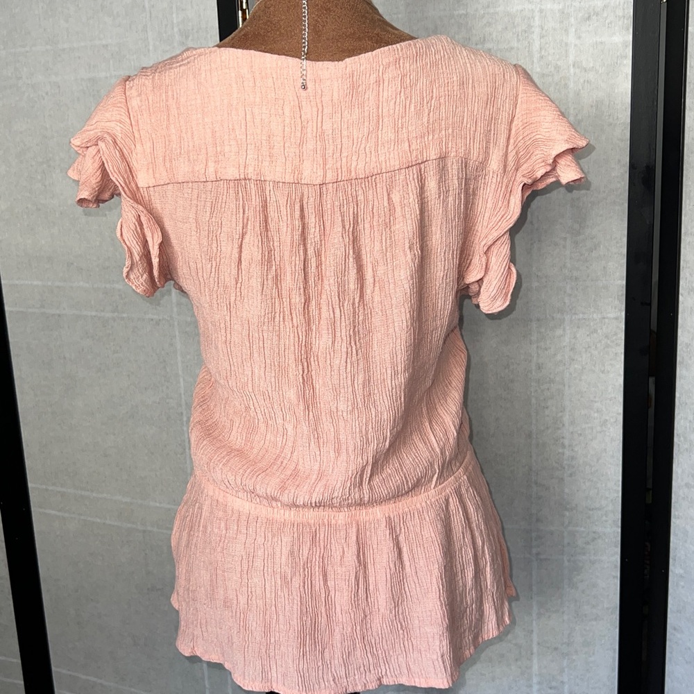 Twine & String Pink Ruffled Women's Top - Picture 3 of 9